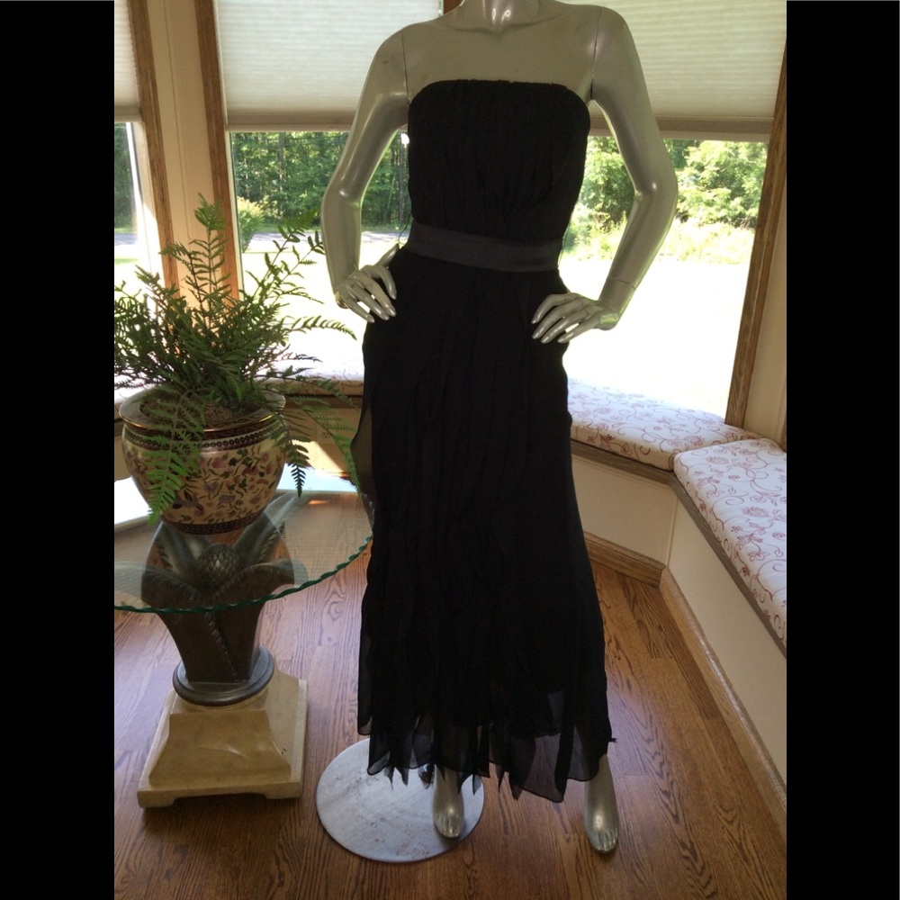 White by Vera Wang ruffle strapless gown size 0